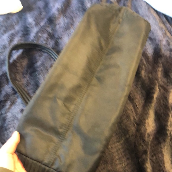 Victoria secrete tote black - Picture 4 of 4